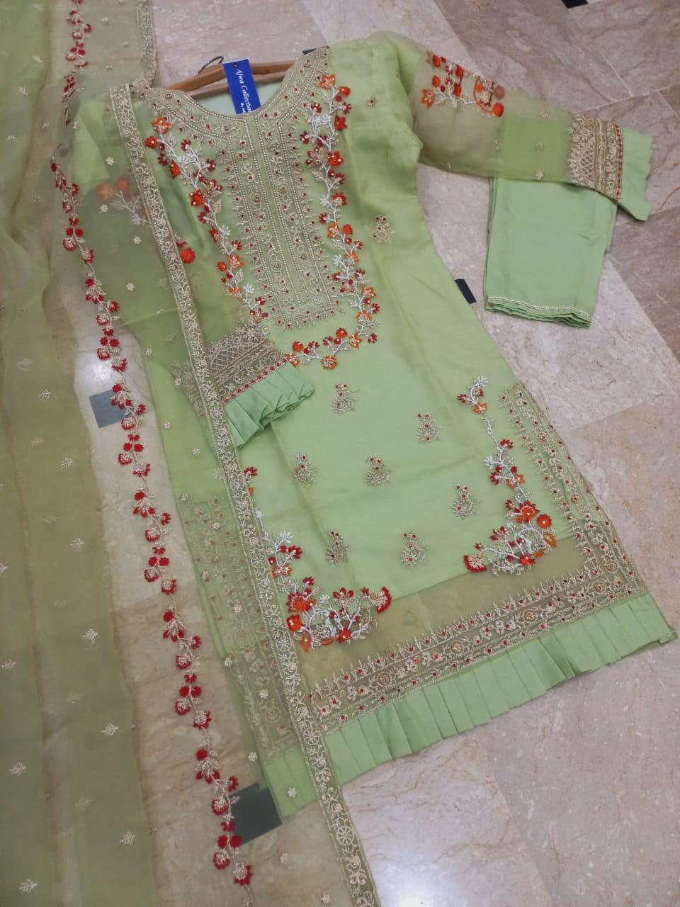 Women's Green Embroidered Suit Set with Dupatta
