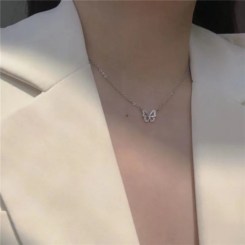 Double-layer Butterfly Necklace Women's Ins Light Luxury Collarbone Chain Niche Design Neck Chain 2024 New Fashionable Pendant Jewelry