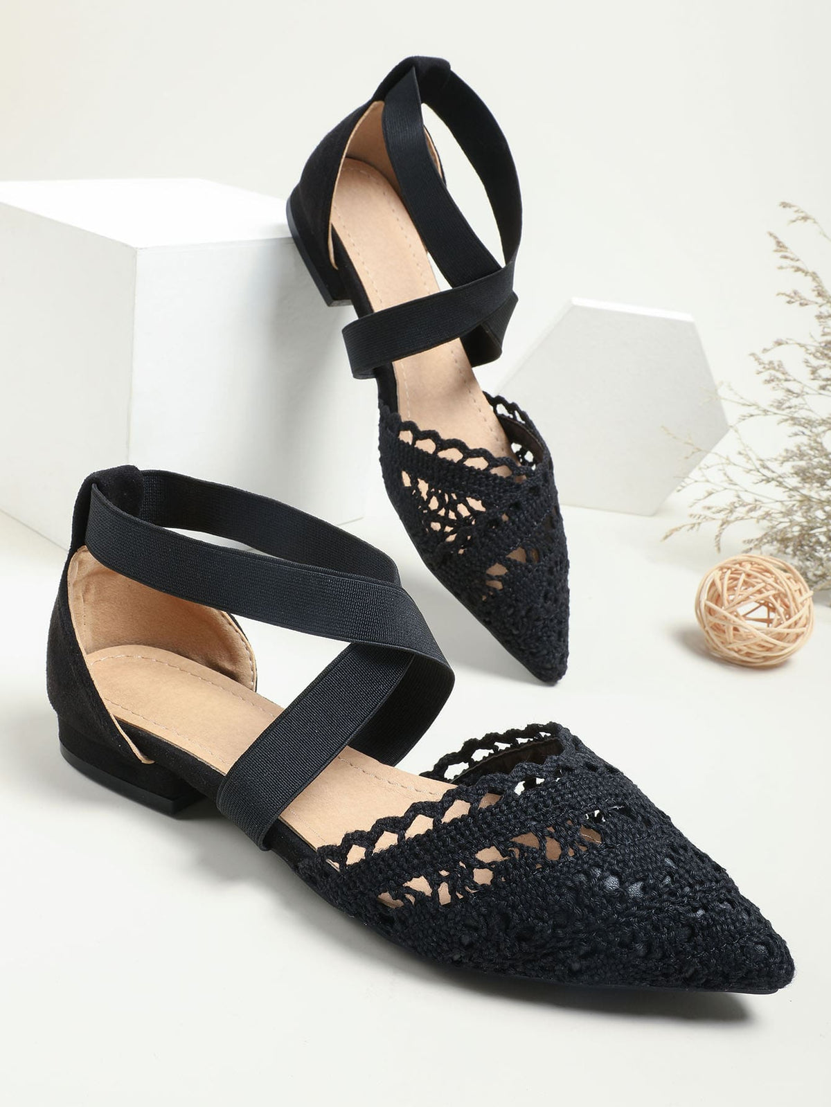 Autumn Crochet Point Toe Cross Strap Flats, Black Fashionable Hollow Out Solid Color Ankle Strap Women's Flat Shoes,Summer Shoes