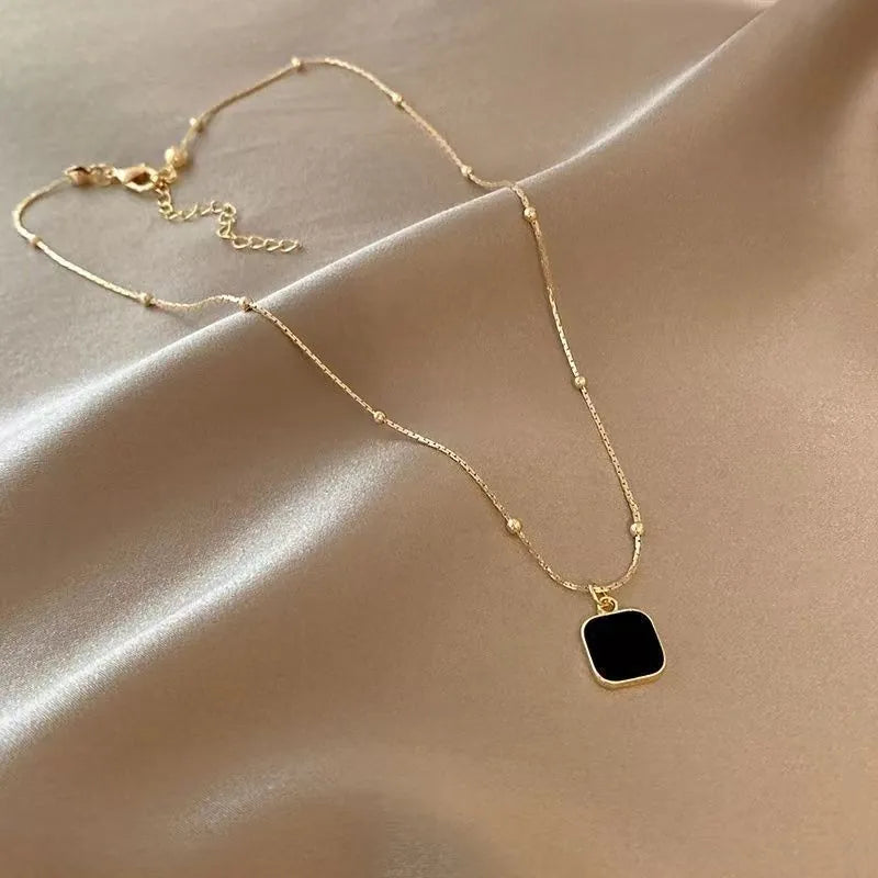 Double-layer Butterfly Necklace Women's Ins Light Luxury Collarbone Chain Niche Design Neck Chain 2024 New Fashionable Pendant Jewelry