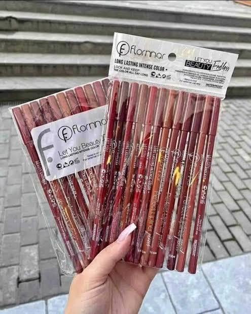 Vibrant Multicolor Lip Pencil Set - 12 Pcs with Bold Coverage & High Pigmentation