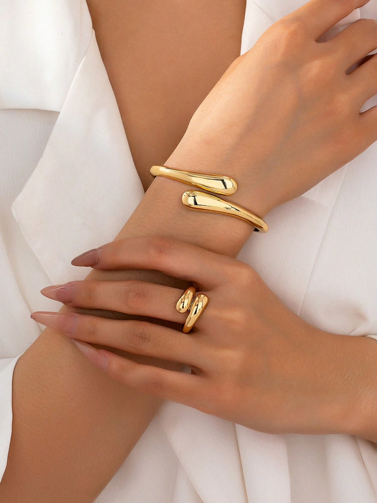 2pcs Teardrop Shaped Bracelet And Open Ring Set