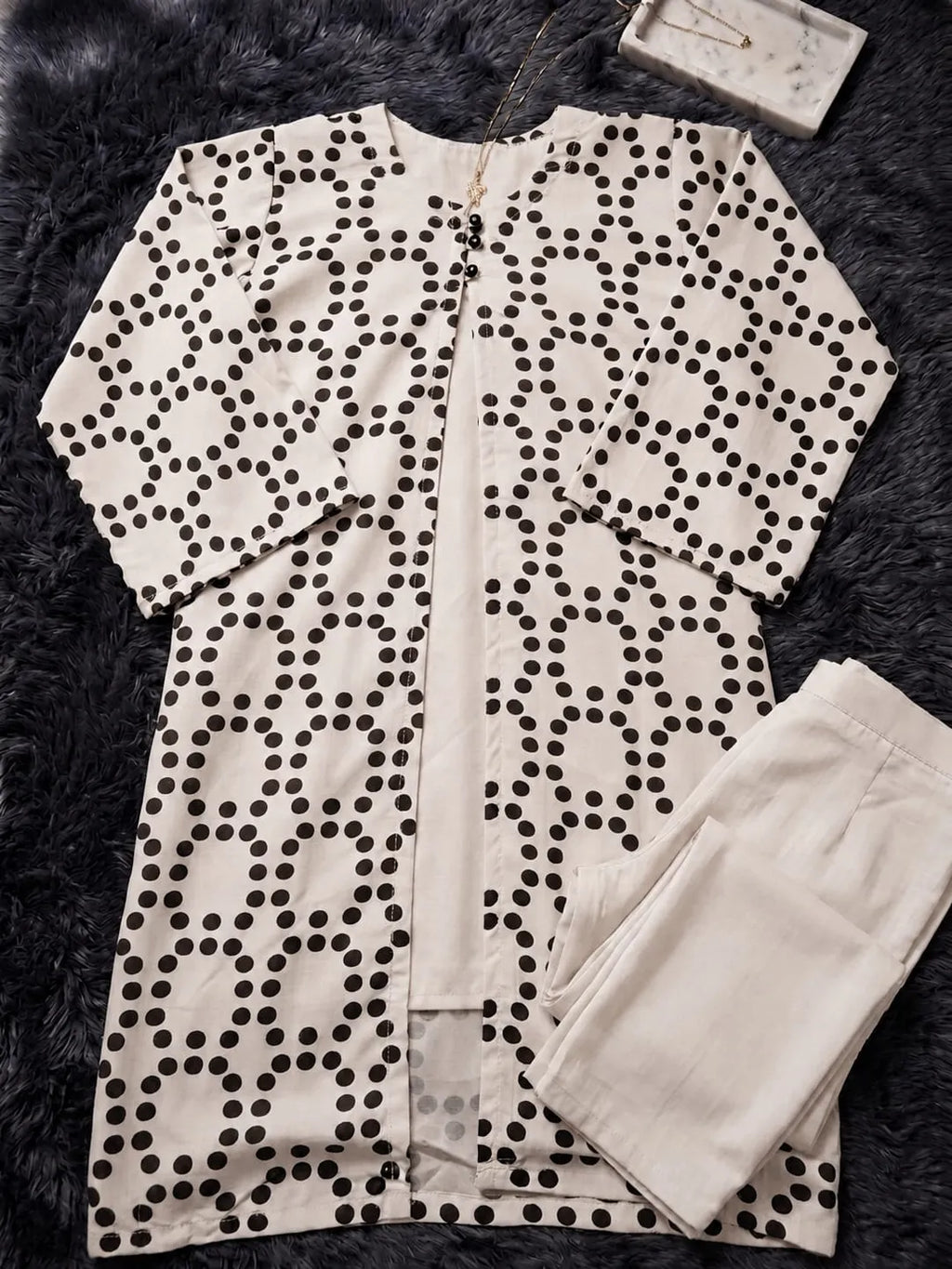 3 Pcs Women's Stitched Swiss Voile Printed Suit