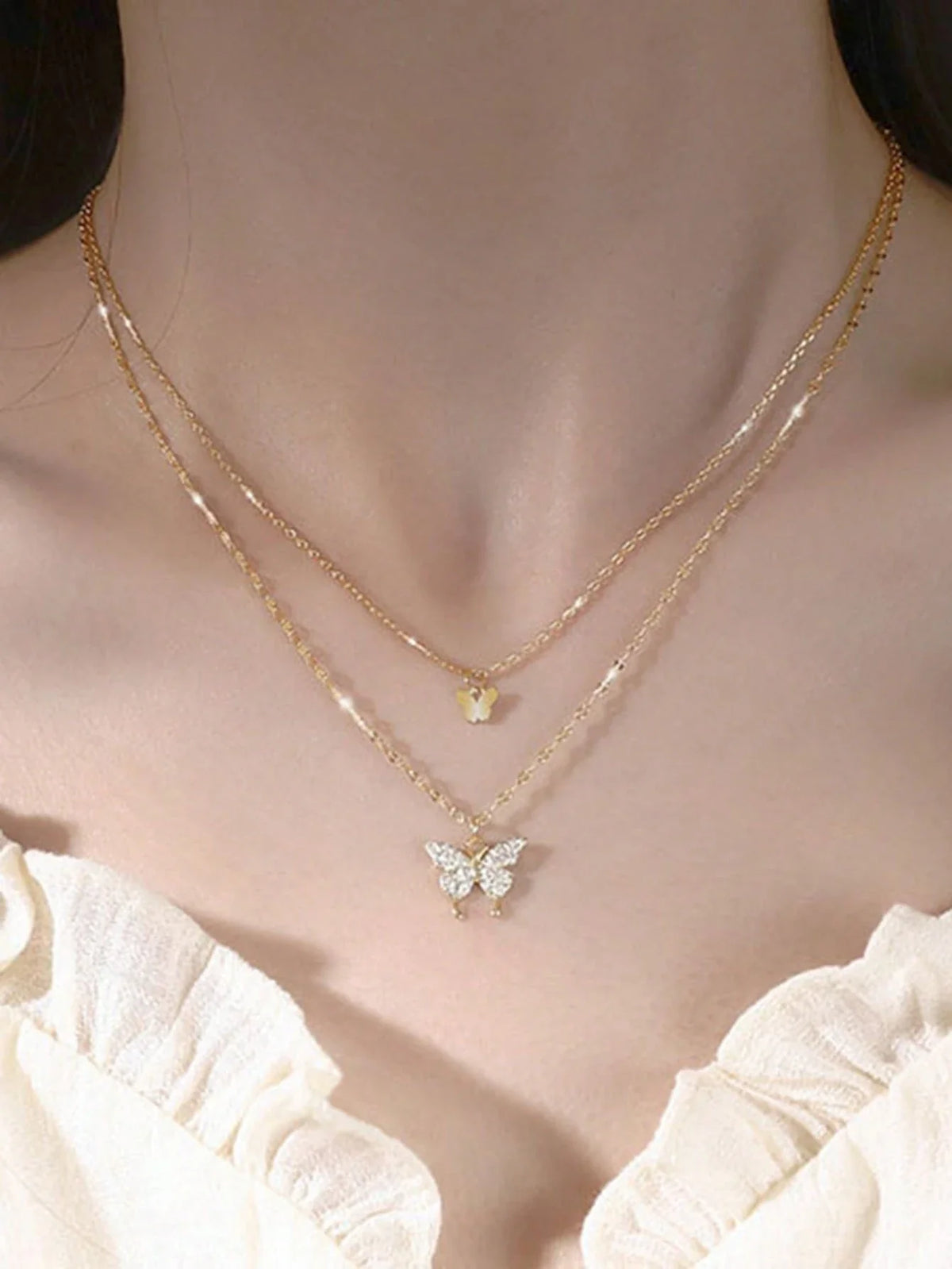 1pc Elegant Double-Layer Butterfly Pendant Necklace Chain, Fashion Versatile Choker For Women, Suitable For Holidays And Daily Wear