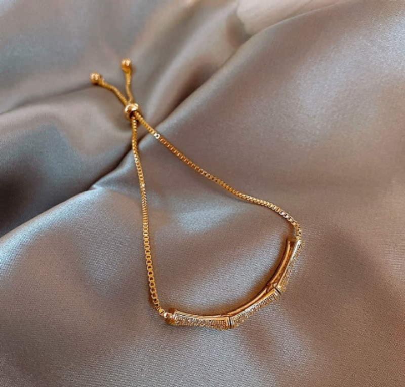 Gold Plated Charm Bracelet for Women Lightweight Elegant Design