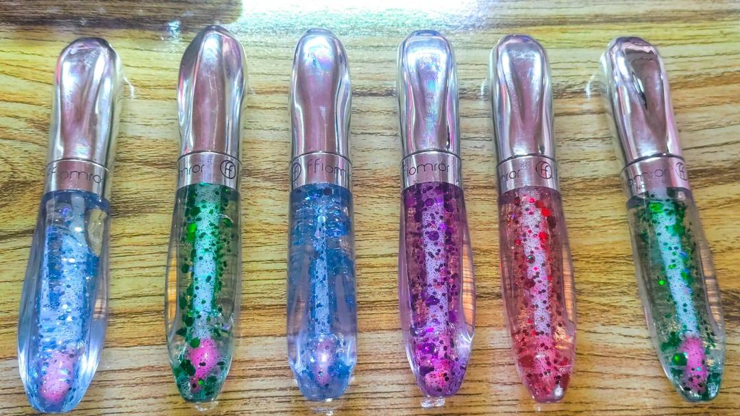 Multicolor Glitter Lip Gloss 2 Pcs Hydrating Shine