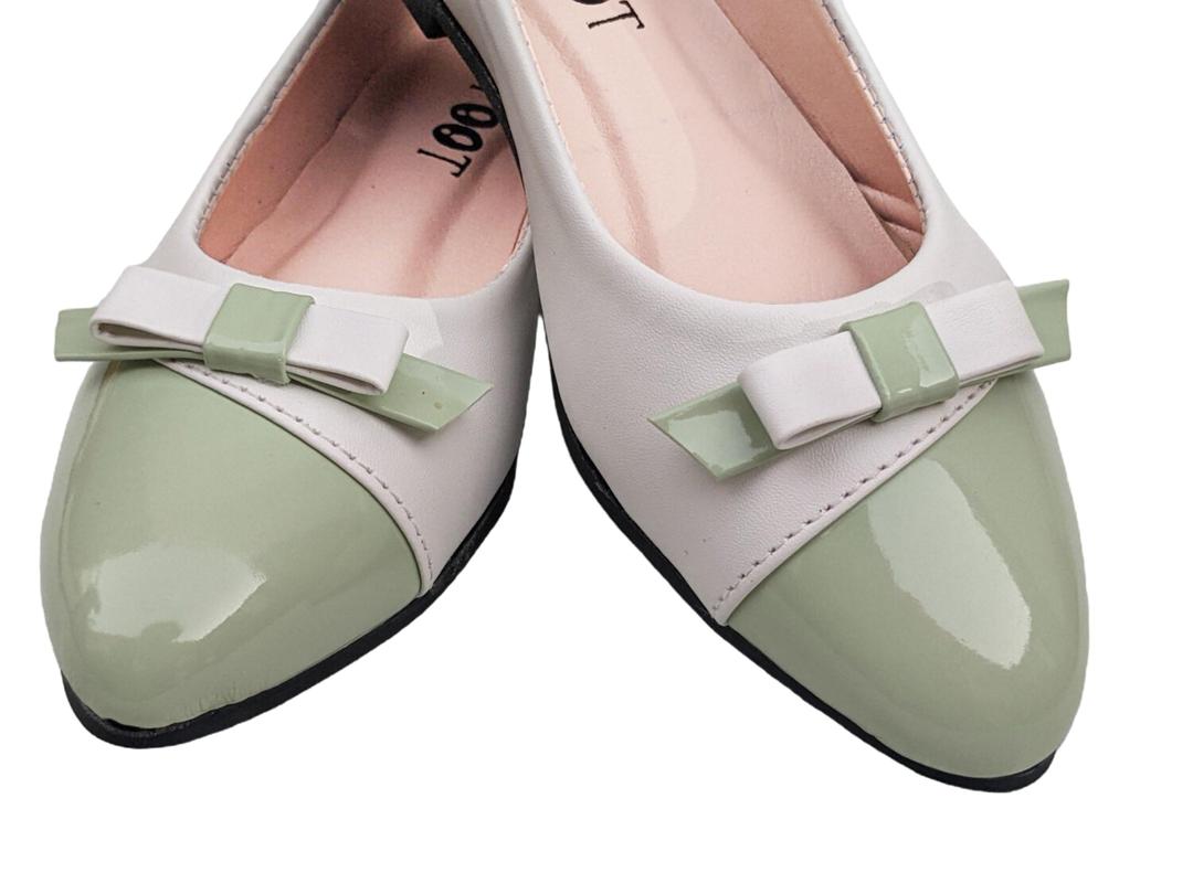 Women's Rexine Fancy Pumps